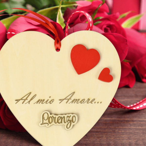 Cuore da Appendere in Legno con nastro Rosso Personalizzato con nome e  dedica – Regalo San Valentino per Lui e per Lei